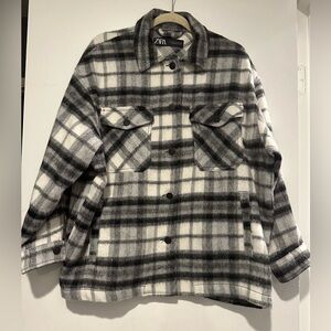 Zara Black and White Plaid Shacket🌻